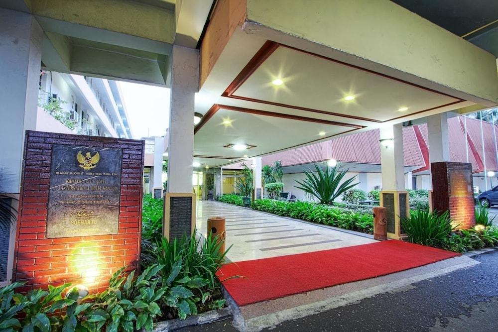 Sahid Kawanua Hotel Manado Luaran gambar