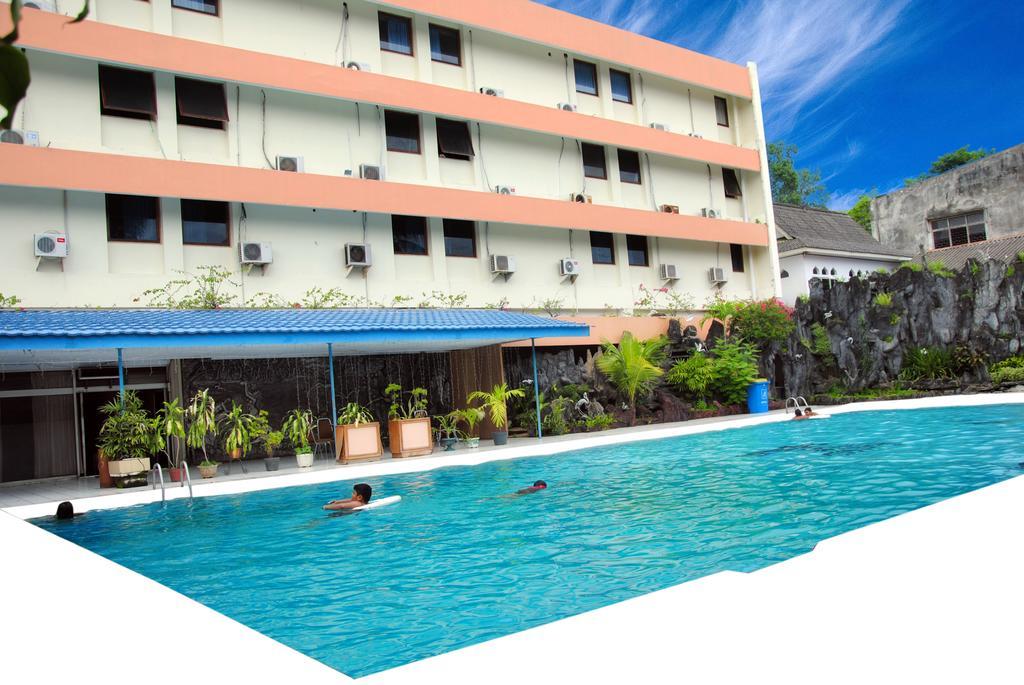 Sahid Kawanua Hotel Manado Luaran gambar