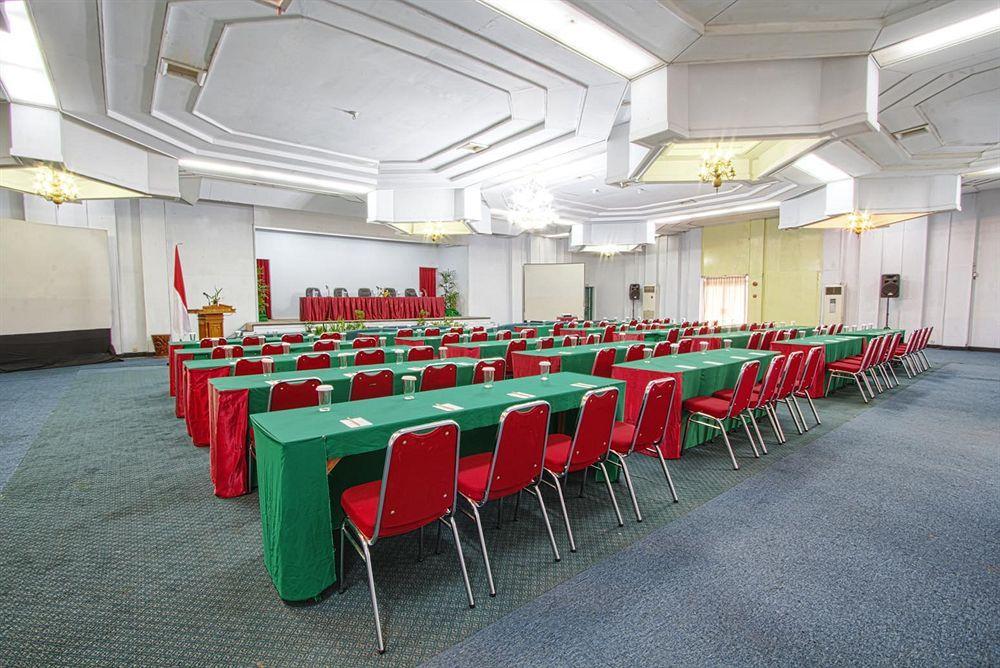 Sahid Kawanua Hotel Manado Luaran gambar