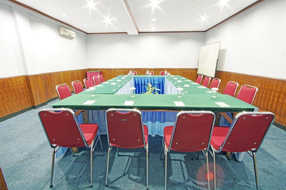 Sahid Kawanua Hotel Manado Luaran gambar